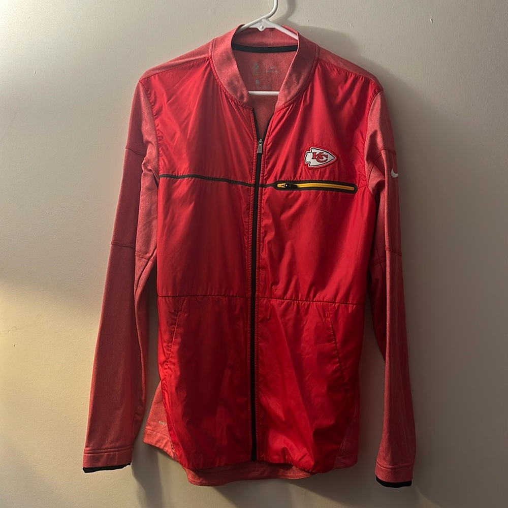 Men’s Chiefs Light Nike Jacket